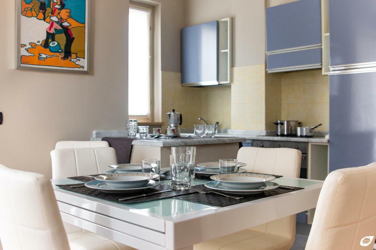 2-Bedroom Apt, With Balcony & Aircondition - 50 M From The Beach Marina di Pietrasanta Eksteriør bilde